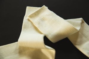 Simple Ways to Add Texture and Dimension to Your Outfits